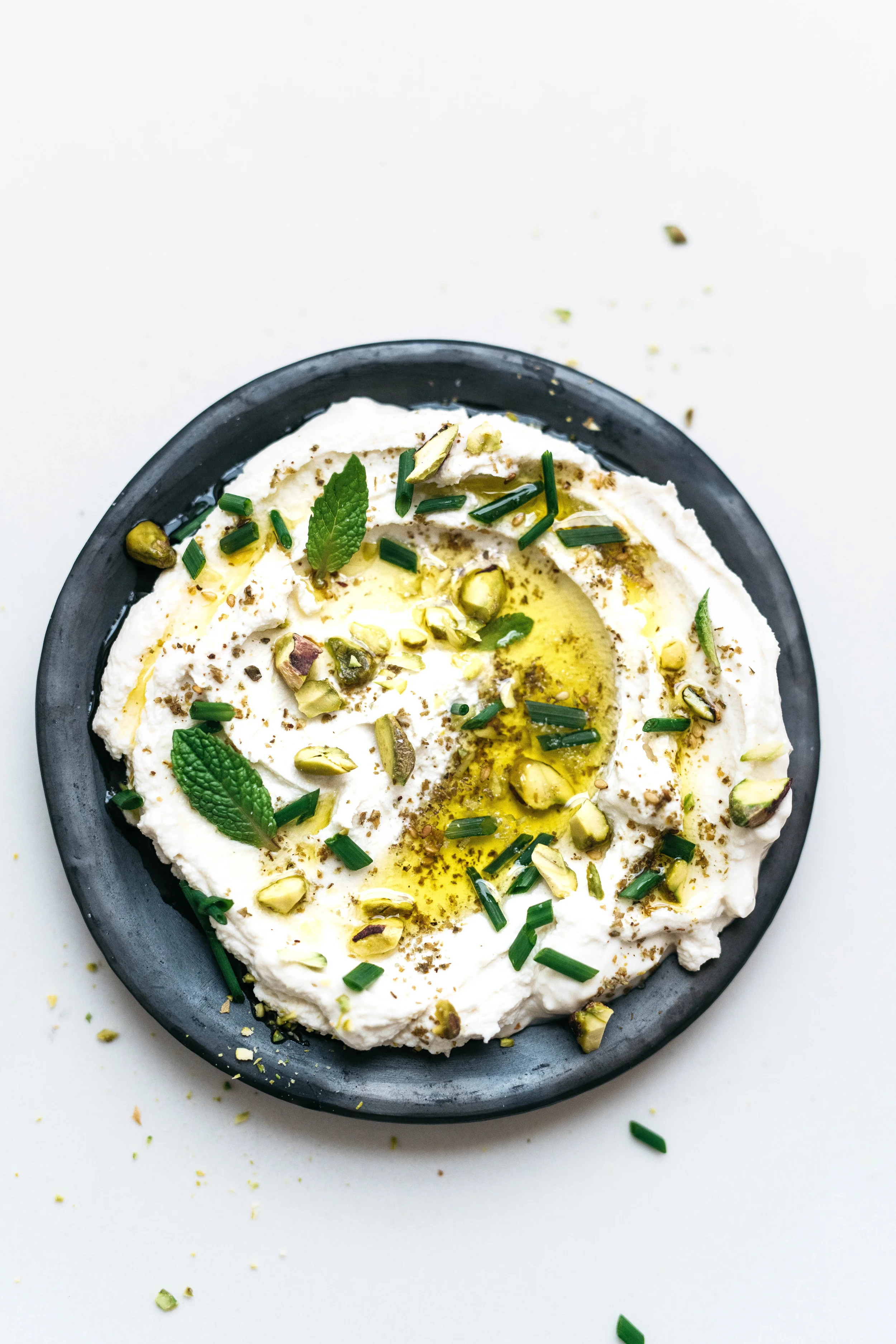 HOW TO MAKE VEGAN LABNEH & A FEW WAYS TO USE IT — dolly and oatmeal